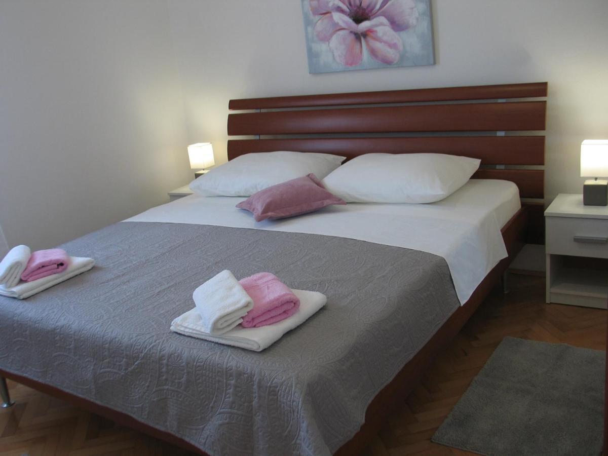 Apartmani Kunteja Pag Town Εξωτερικό φωτογραφία