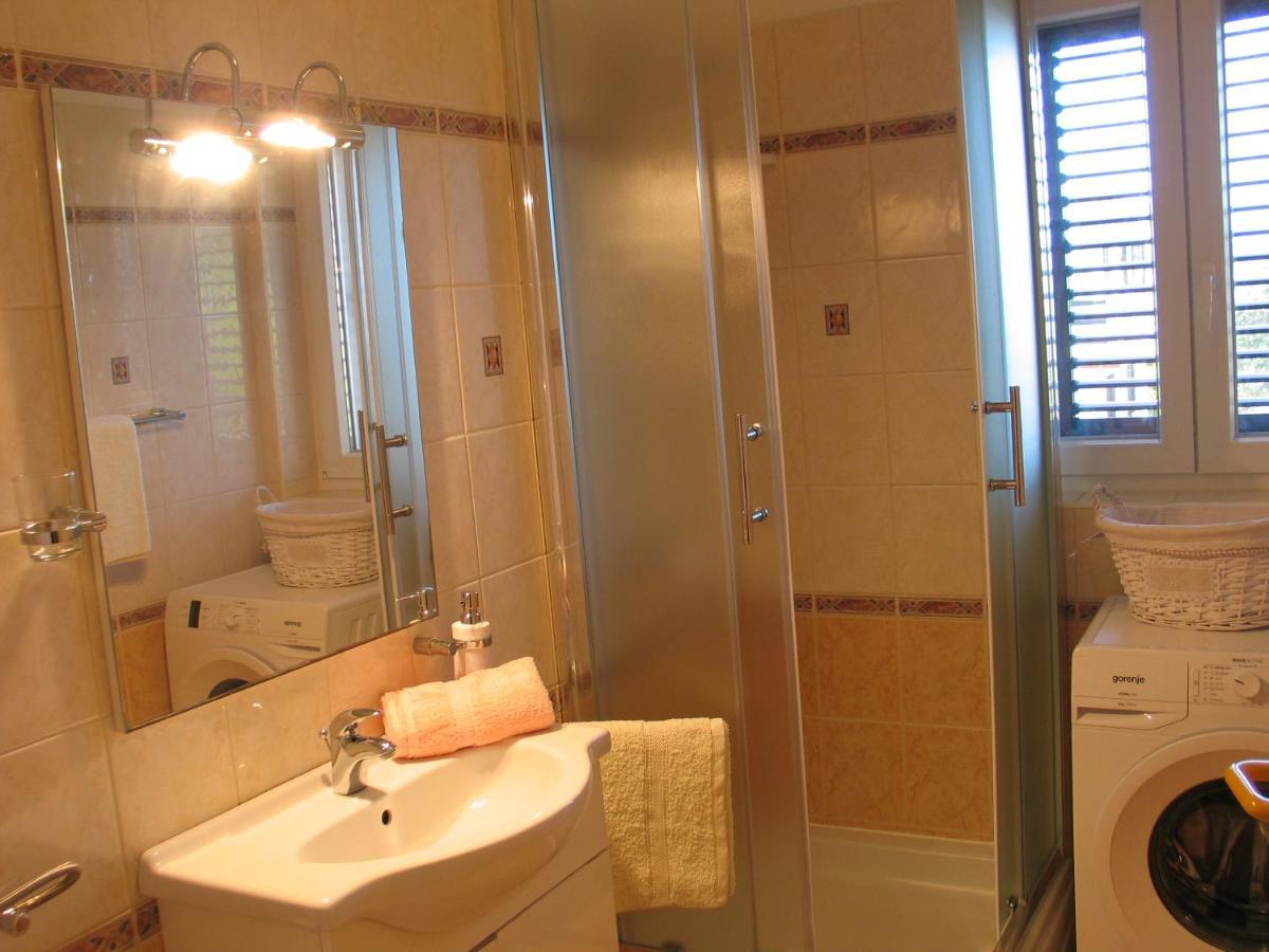 Apartmani Kunteja Pag Town Εξωτερικό φωτογραφία